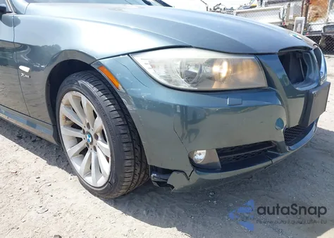2011 BMW 328I xDrive из США, поврежденный, VIN WBAPK7C54BA819418